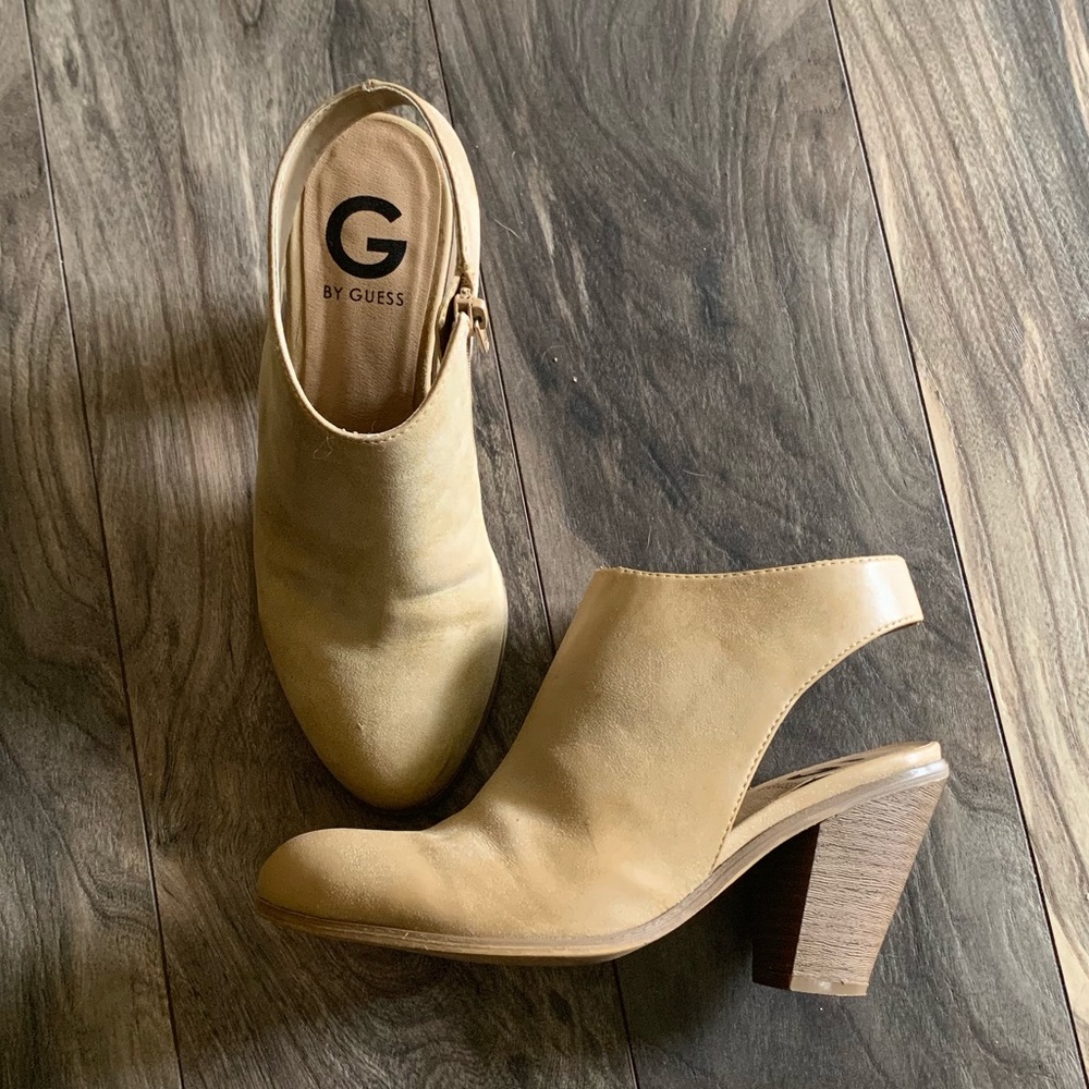 Size 7 Guess